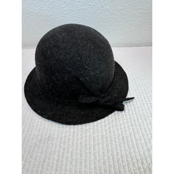 Collection Eighteen Wool Cloche Hat Black/gray  Bow Trim‎ Vintage-Style Chic O/S - Picture 1 of 5